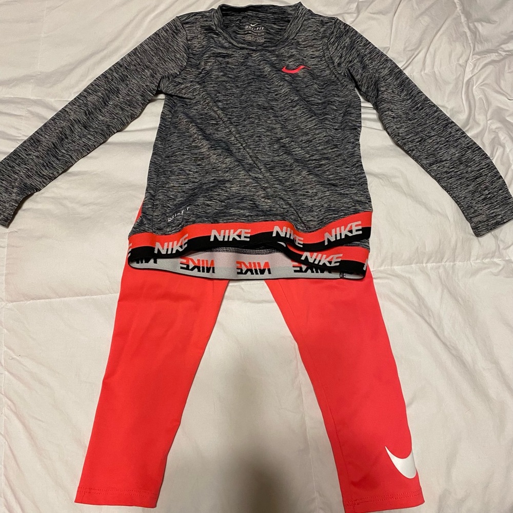 Nike toddler matching set